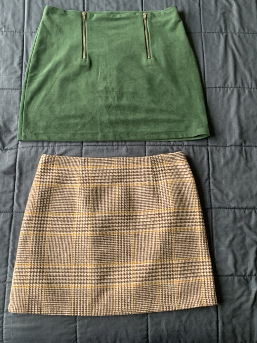 Forever 21 Lot 2 skirts plaid lined brown green faux suede zip Sz L mini winter